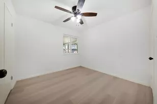 1910 Brushy Creek Dr, Sugar Land, TX 77478 - Photo 26