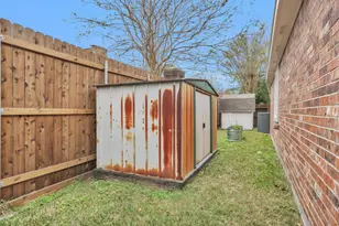 22951 Heathercroft Dr, Katy, TX 77450 - Photo 40