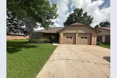 119 Basswood Street, Lake Jackson, TX 77566 - Photo 1