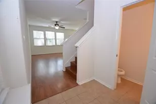 226 W Stedhill Loop, Conroe, TX 77384 - Photo 2