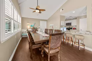 22819 Gulf Dr, Galveston, TX 77554 - Photo 10
