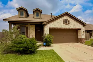 101 White Wing Ln, Sealy, TX 77474 - Photo 2