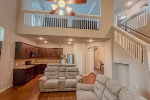 101 White Wing Ln, Sealy, TX 77474 - Photo 8
