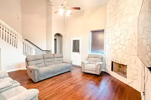 101 White Wing Ln, Sealy, TX 77474 - Photo 10