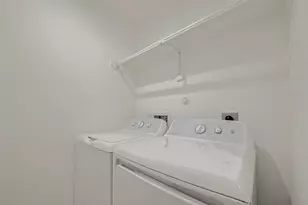 7339 Krueger Rd, Houston, TX 77033 - Photo 18