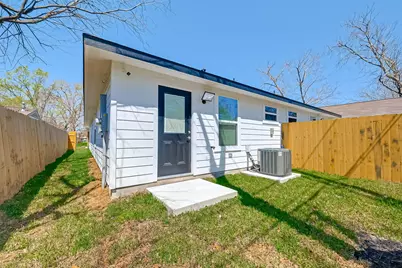 7339 Krueger Road #B, Houston, TX 77033 - Photo 42