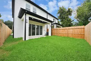 2604 Winbern St, Houston, TX 77004 - Photo 34