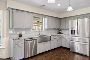 6611 Sutter Park Ln, Houston, TX 77066 - Photo 12