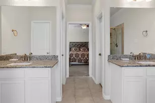 2335 Brayden Mills Ln, League City, TX 77573 - Photo 16