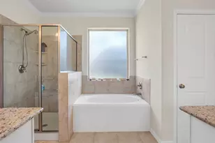 2335 Brayden Mills Ln, League City, TX 77573 - Photo 20