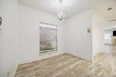 880 Tully Road #13, Houston, TX 77079 - Photo 6