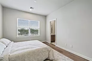 10617 Cascade Ledge Ln, Houston, TX 77025 - Photo 32
