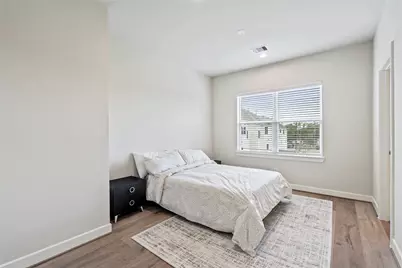 10617 Cascade Ledge Lane, Houston, TX 77025 - Photo 32