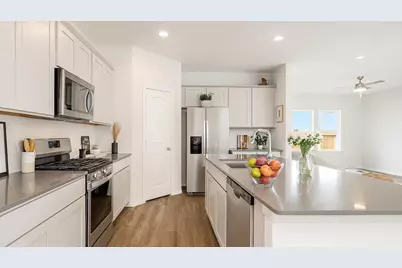 4238 Multnomah Falls Drive, Conroe, TX 77303 - Photo 4