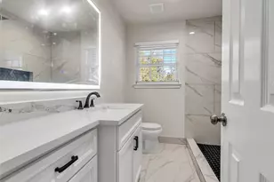 8214 Woodlyn Rd, Houston, TX 77028 - Photo 6