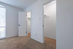 4645 Wild Indigo St, Houston, TX 77027 - Photo 10