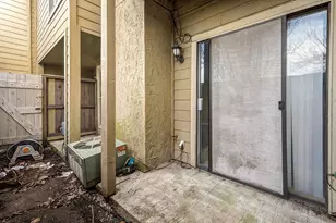 9327 Pagewood Ln, Houston, TX 77063 - Photo 26