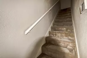 9327 Pagewood Ln, Houston, TX 77063 - Photo 14