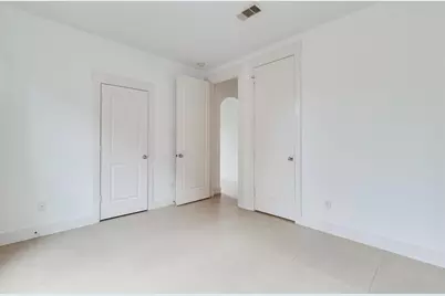 2002 Blodgett Street, Houston, TX 77004 - Photo 4