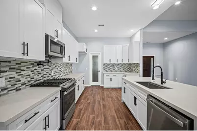 7 Pilot Point, Conroe, TX 77304 - Photo 10