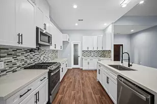 7 Pilot Point, Conroe, TX 77304 - Photo 10