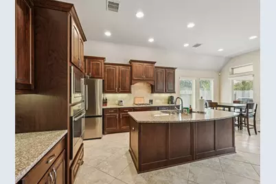 10018 Foggy River, Missouri City, TX 77459 - Photo 8