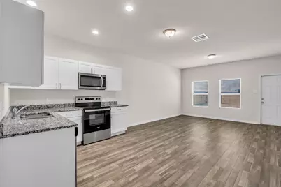 2511 17th Street, Hempstead, TX 77445 - Photo 2