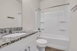 2511 17th St, Hempstead, TX 77445 - Photo 14