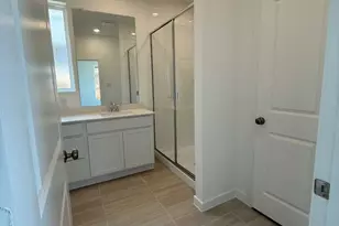 27326 Sweetwater Bay Dr, Katy, TX 77493 - Photo 4