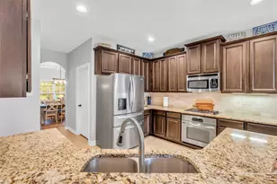 22118 Field Green Dr, Cypress, TX 77433 - Photo 12