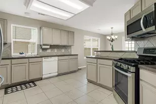 8123 Solara Bend, Houston, TX 77083 - Photo 12