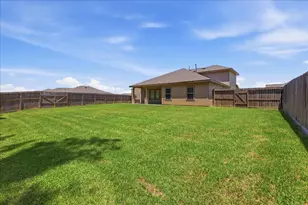 115 Little Spg Ct, Anahuac, TX 77514 - Photo 42