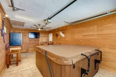 27427 Highway 36, Damon, TX 77430 - Photo 36