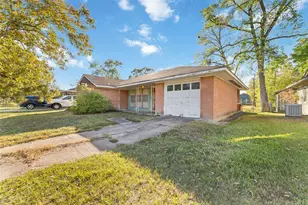 4801 Sanborn Dr, Houston, TX 77092 - Photo 12