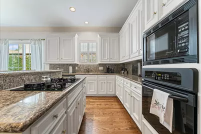 5826 Augusta Court, Houston, TX 77057 - Photo 8