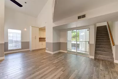 9809 Richmond Avenue #D5, Houston, TX 77042 - Photo 1