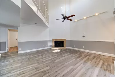 9809 Richmond Avenue #D5, Houston, TX 77042 - Photo 2