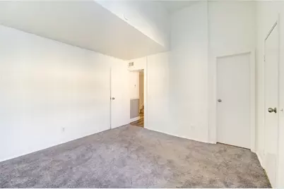 9809 Richmond Avenue #D5, Houston, TX 77042 - Photo 14
