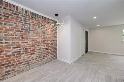 1747 Wroxton Court #2, Houston, TX 77005 - Photo 8