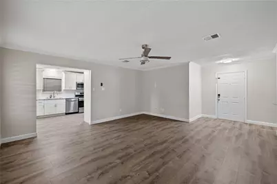 3413 Owens Drive, Dickinson, TX 77539 - Photo 6