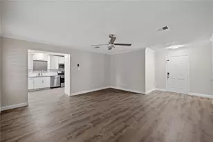 3413 Owens Dr, Dickinson, TX 77539 - Photo 6