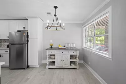 1006 Montgomery Street, Port Neches, TX 77651 - Photo 4