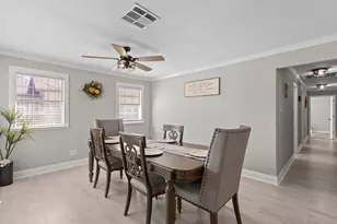 1006 Montgomery St, Port Neches, TX 77651 - Photo 2