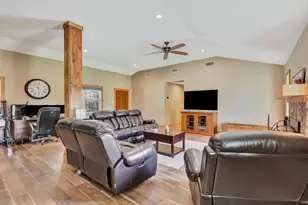 19506 State Hwy 7 E, Kennard, TX 75847 - Photo 10