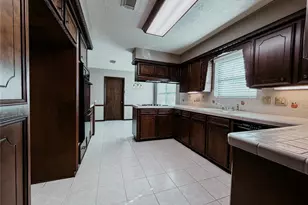 9702 Rocktree Dr, Houston, TX 77040 - Photo 12