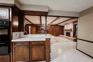 9702 Rocktree Dr, Houston, TX 77040 - Photo 10