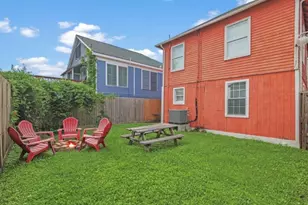 3905 Avenue L, Galveston, TX 77550 - Photo 22