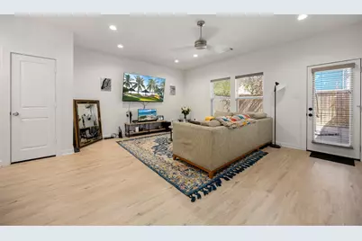 5712 Elysian Street, Houston, TX 77009 - Photo 8