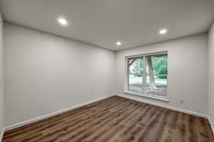 155 Rushwing Pl, The Woodlands, TX 77381 - Photo 6