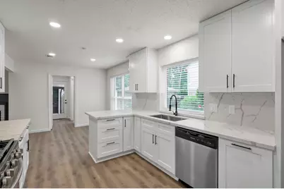 155 Rushwing Place, The Woodlands, TX 77381 - Photo 16
